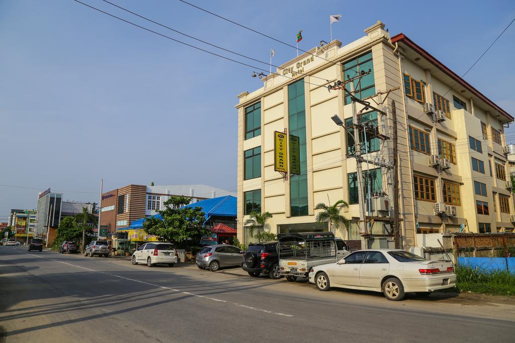 City Grand Hotel Мандалей Екстериор снимка