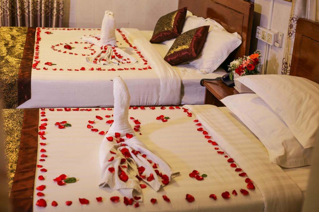 City Grand Hotel Мандалей Екстериор снимка