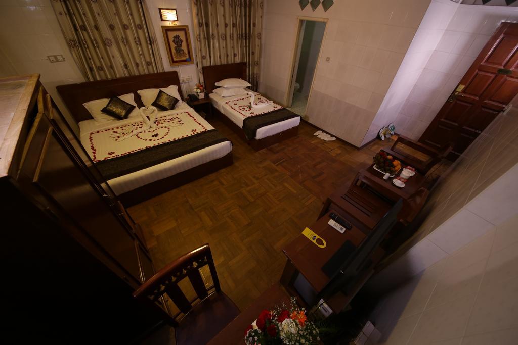 City Grand Hotel Мандалей Екстериор снимка